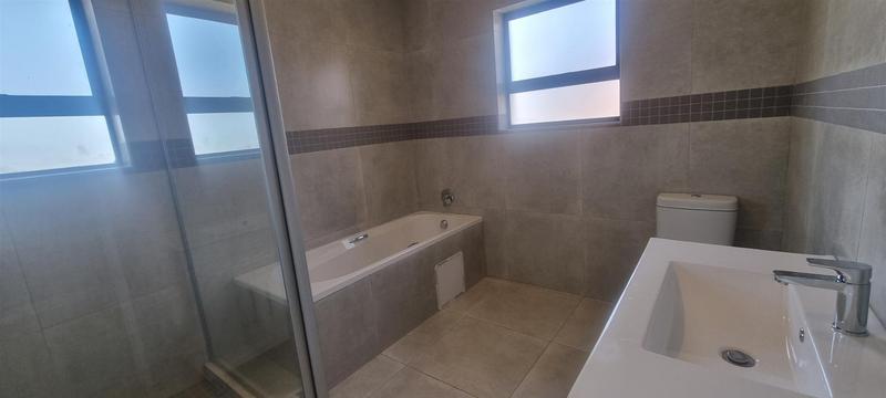 3 Bedroom Property for Sale in Fraaiuitsig Western Cape